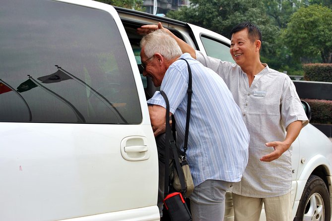Private Transfer from Beijing Airport to Hotel with Meet & Greet - What the meet and greet feels like in practice