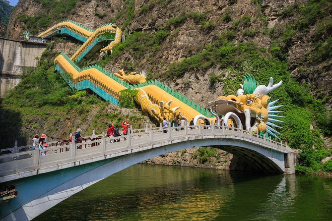 Private Transfer to Longqingxia: For Ravine Tours & Ice Festival - Transfer only or guide included?