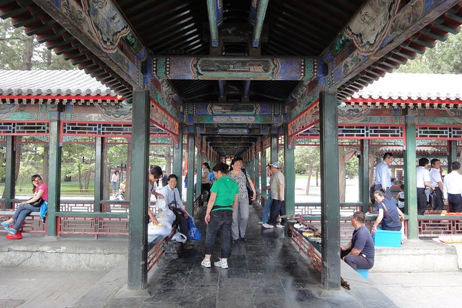 Private Transfer to Mutianyu Great Wall and Summer Palace with A Guide - What the $259 price really buys