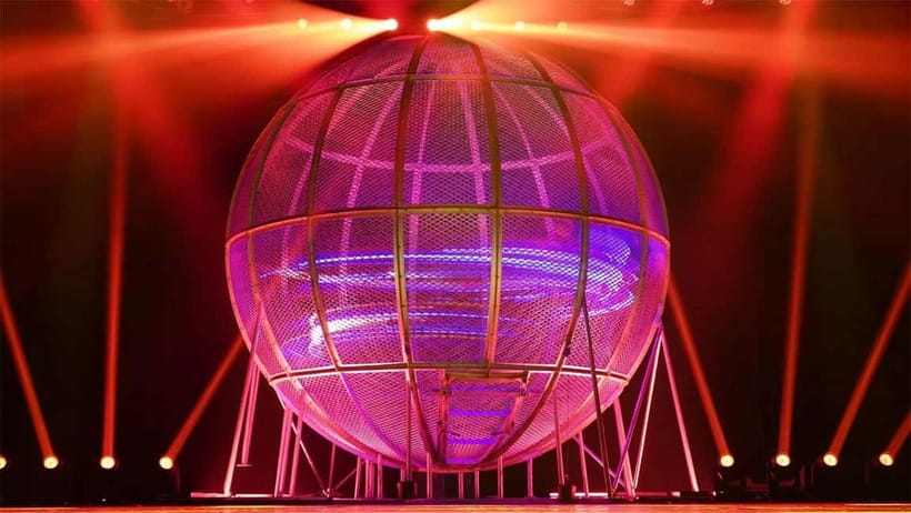 Red Theater Beijing Acrobatic Show Tickets With Option - Getting to No. 44 Xingfu Street