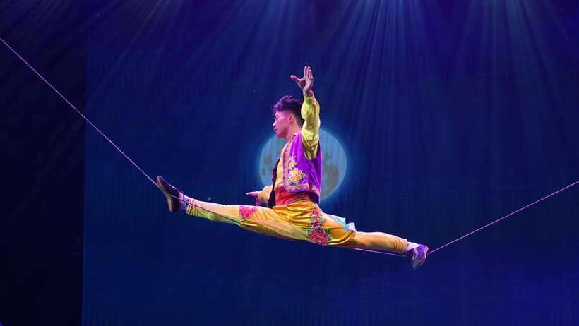 Red Theatre Beijing Acrobatic Show Tickets - Getting to No. 44 Xingfu Street