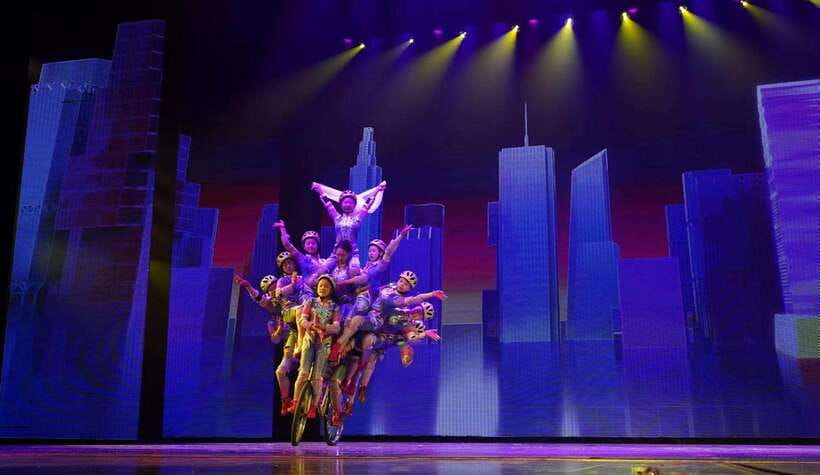 Red Theatre Beijing Acrobatic Show Tickets - Should you book the Red Theatre show?