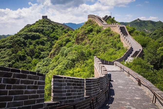 Skip-the-Line: Mutianyu Great Wall Daily Shuttle Bus Tour - The internal shuttle saves time at the right moment