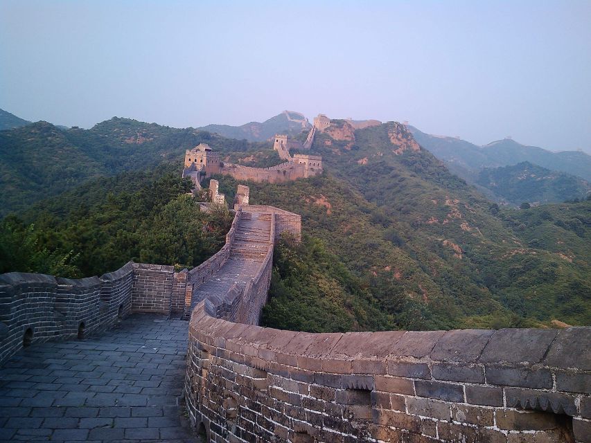 Small-Group Mutianyu Great Wall Tour With lunch And Ticket - Jade, cloisonné, and the tea house