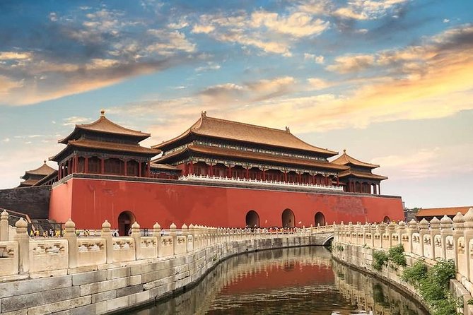 SmallGroupTour: TiananmenSquare, ForbiddenCity & Temple of Heaven - Two hours inside the Forbidden City