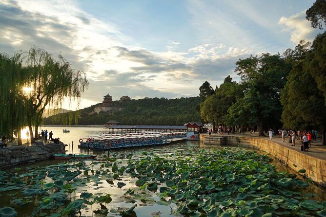 Summer Palace Private Tour with Public Transport&Optional Extras - Riding the metro from your Beijing hotel