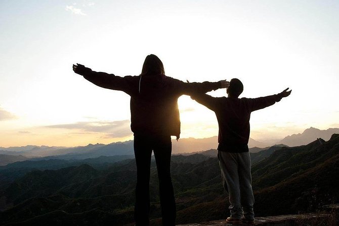Sunset Private Tour at Jinshanling Great Wall - Arriving at the Jinshanling entrance