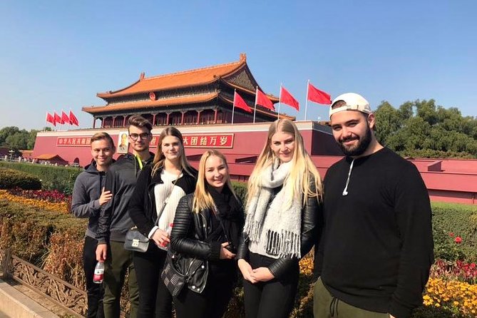 Tiananmen Square Tour - What the private format adds
