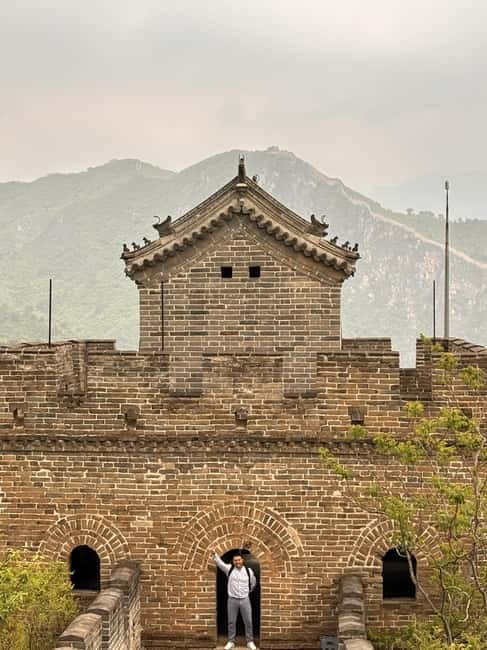 Water-Great Wall Odyssey: Hike & Cruise One Day Tour - Five flexible hours inside Huanghuacheng