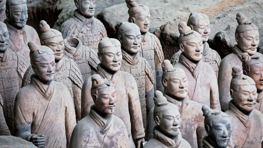 Xian: Bus Tour of Terracotta Warriors With Guide & Lunch - Why the Terracotta Warriors deserve two hours