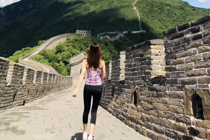 ZANBUS: Trip to the Mutianyu Great Wall and Summer Palace - Three hours at the Summer Palace